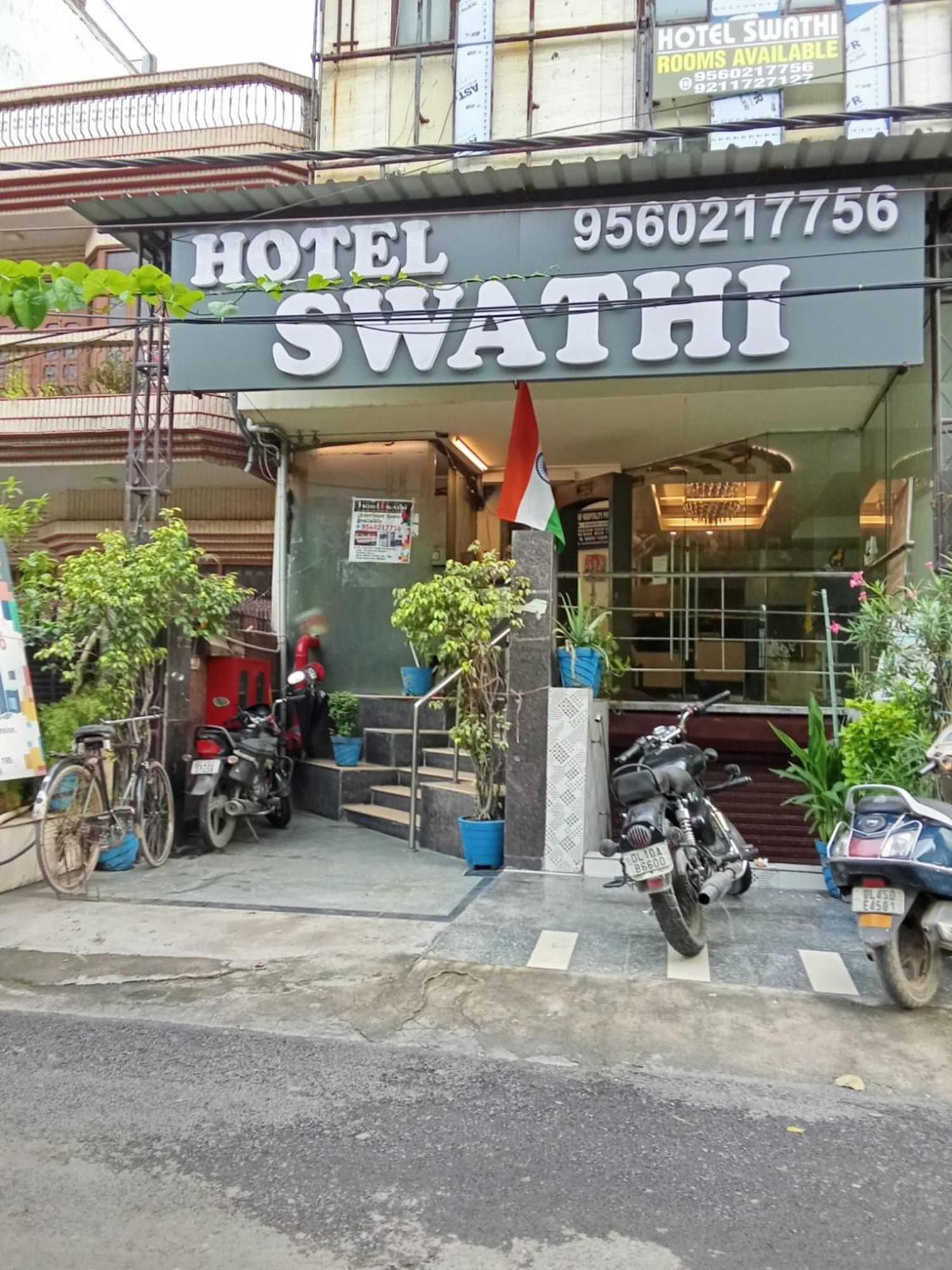 ホテル Paschim Vihar デリー エクステリア 写真